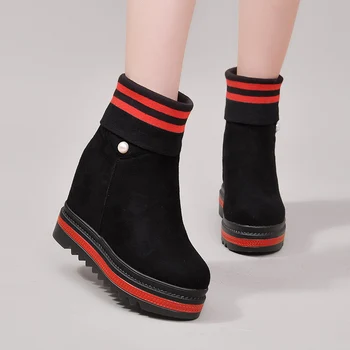 2020 naujas žiemos moterų Martin batai trumpas vamzdis spalvų atitikimo šlaito storio apačioje laukinių didelio dydžio viena koja trumpas prom batai