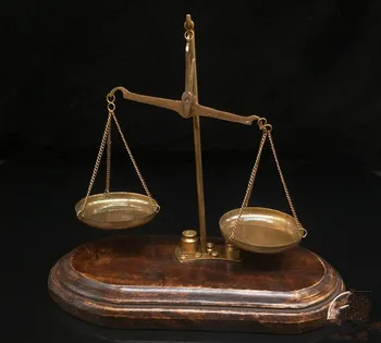 Liaudies retro brass raudonmedžio medienos masyvo bazę žalvario pusiausvyros skalė (balanso apimties) kolekcija