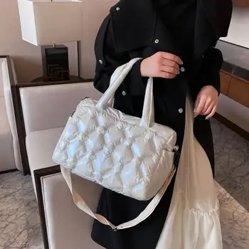 Mados dygsniuotas žemyn medvilnės moterų rankinės vietos paminkštinimas pečių krepšiai, laisvalaikio nailono crossbody maišelį lady didelės talpos entire 2021