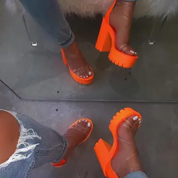 Rudenį naujų moterų aukštakulnį kryžiaus PVC dirželiai lauko kelionių sandalai gumos apačioje neslidus šlepetės padidėjo sandalai