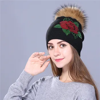 Xthree Moterų žiemos skrybėlę megzti beanie skrybėlių moterų Blizgučiai siuvinėjimas tikro kailio pom pom vilnos skrybėlę Skullie merginos gorro bžūp